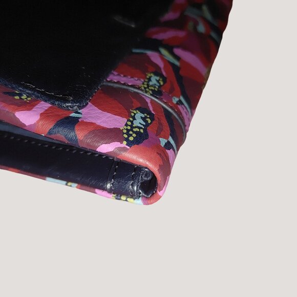 Fossil Leather Floral Trifold Wallet With Card Slots Zipper Compartment - Picture 9 of 9